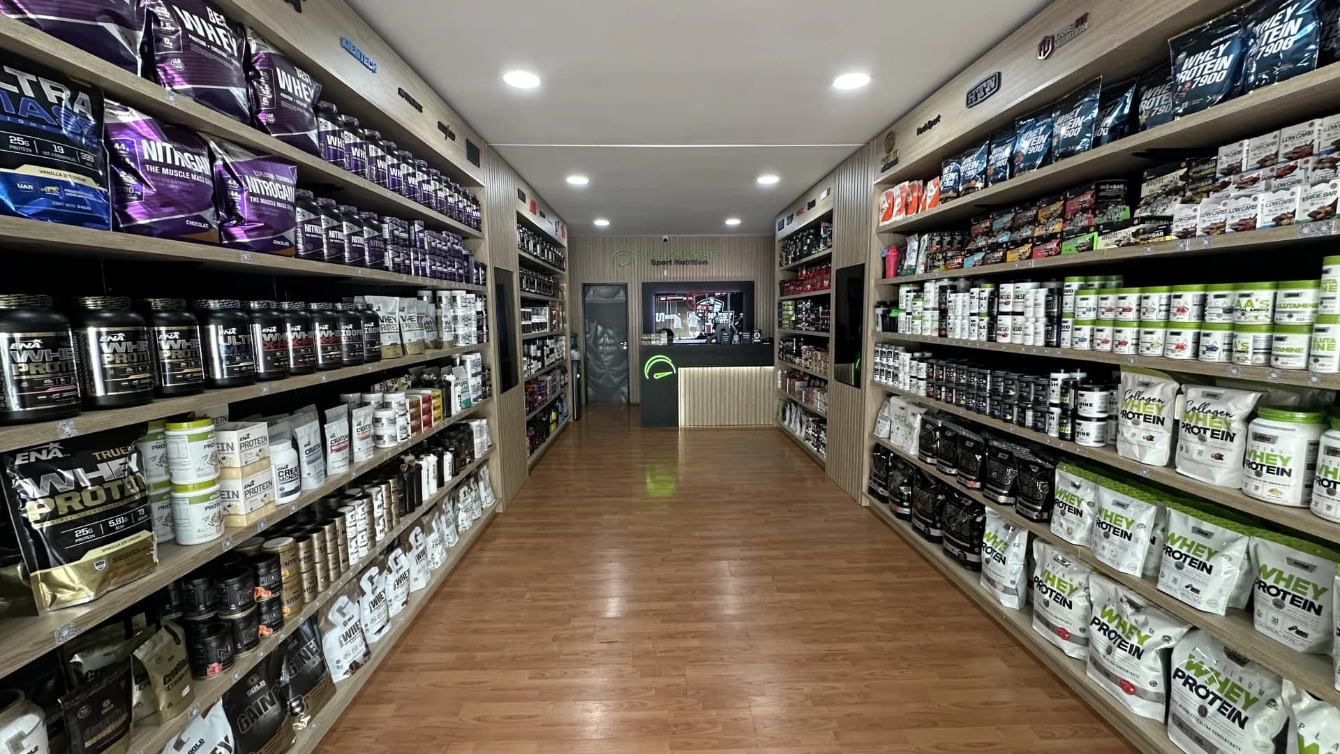 Interior del local de Suplementate en Villa Devoto